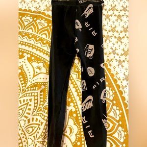 Nike air max leggings size small